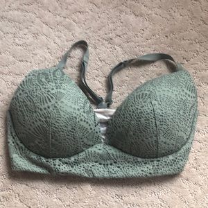 🎀 2/$20: Body by Victoria bra